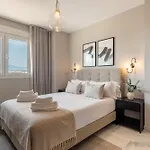 Brandnew Penthouse Puerto Banus Lorcrimar * 马尔韦利亚